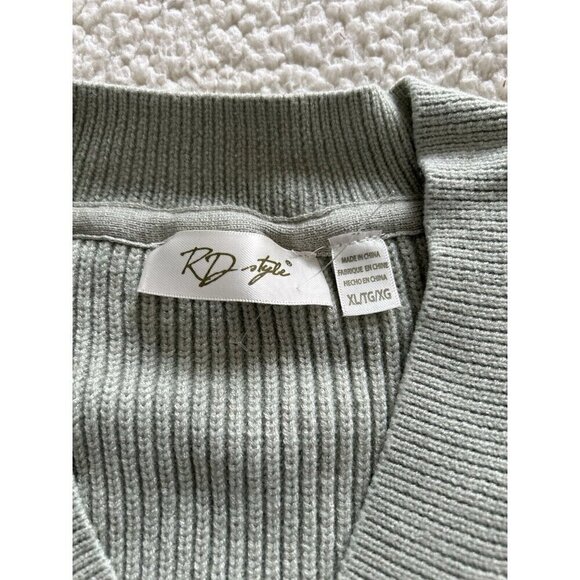 RD Style Josslyn V-Neck Loose Knit Sweater Sage Green Pullover Size XL - Picture 2 of 5